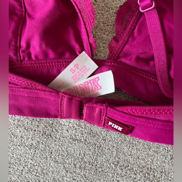 Victoria’s Secret Magenta Lace Bralette - Picture 3 of 3